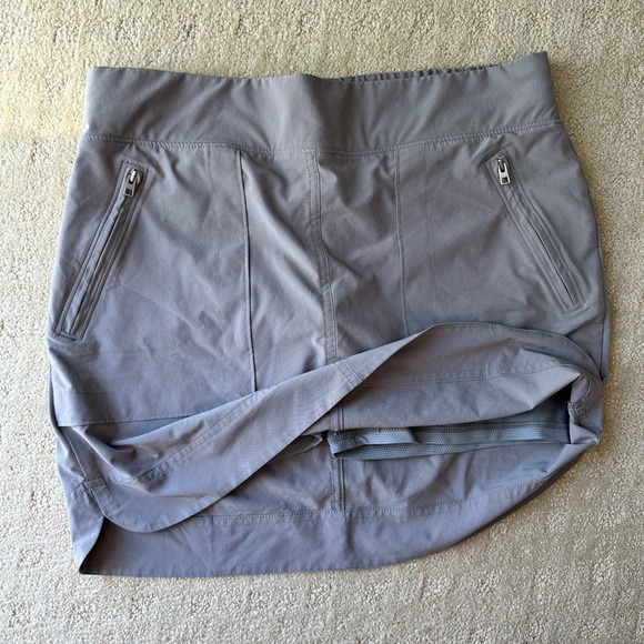 Athleta Skort EUC - Picture 4 of 6